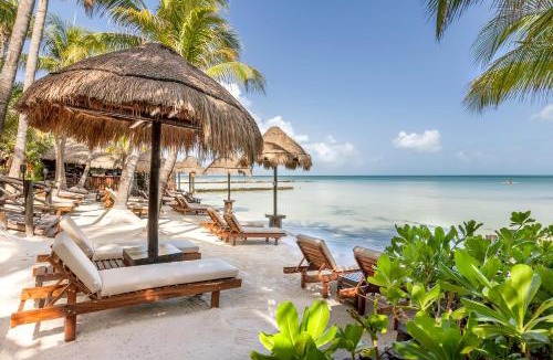 Isla Holbox Hotel | Beachfront Hotel La Palapa - Adults Only