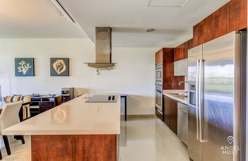 Puerto Juarez Condo | Beachfront | Jacuzzi | Pool | Zen Garden | Tennis