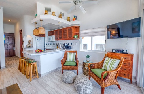 Akumal Condo | Beachfront Penthouse Condo with Two Oceanview King Suites