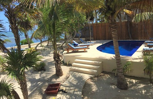Soliman Bay Villa | Beachfront Villa & pool a Tropical Paradise to relax & enjoy