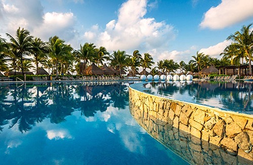 Maroma Apartment | BEAUTIFUL 5 STAR GRAND MAYAN 2 Bedroom Suite comes with a most beautiful resort