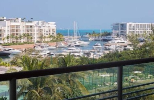 Playa Mujeres Apartment | Beautiful apartment by the beach with incredible views!