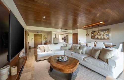 Playa Mujeres Apartment | Beautiful apartment by the beach!