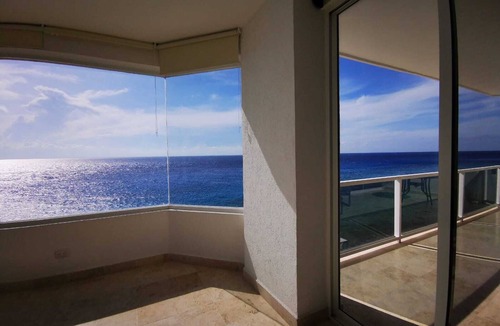 Zona Hotelera Norte Condo | Beautiful 3 Bedrooms Ocean Front Condominium 🥂 With the Best Sunsets View .