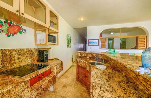 Akumal Condo | Beautiful pool side ground floor unit with direct beach access , WiFi and AC.