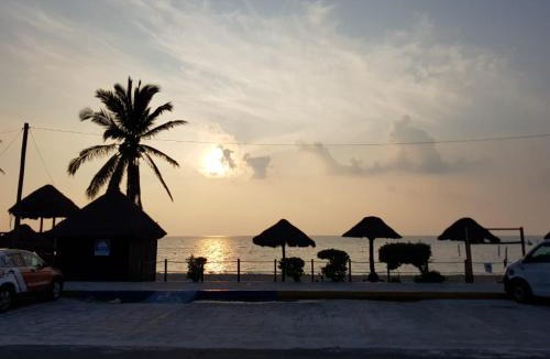 Puerto Juarez House | Beautiful Rooms at playa Blanca