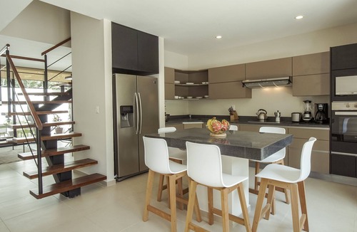 Tulum House | Beautiful villa in trendy Aldea Zama, Tulum.