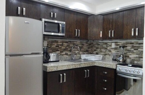 Zona Hotelera Apartment | Beautifully decorated 1 Bedroom 2 floors appartment/Ground Level