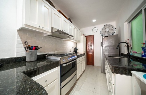 12th Street Apartment | Best Location in Playa del Carmen Entire Appt 2Br/2Bath Close to everything