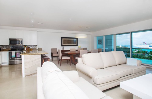 Colonia Centro Condo | Brand New Offering In El Palmar!