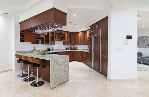 Zona Hotelera Norte Condo | Breathtaking Oceanfront Luxury Penthouse!