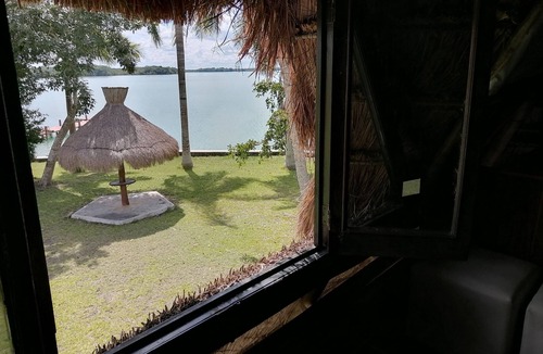 Huay-Pix Cabin | Cabin at the foot of the lagoon