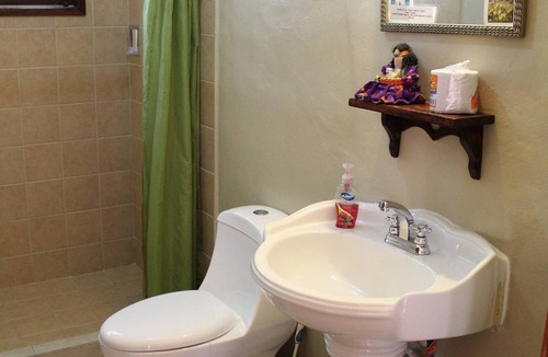 Downtown Cancun Bed & Breakfast | Cancun Guest House 3 near Ado bus terminal and 25 min from-to airport by shuttle