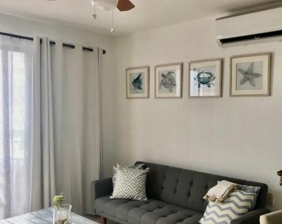 Zona Hotelera Apartment | Cancun Hotel Zone, Beachfront 2 BR Apartment - Prime Location