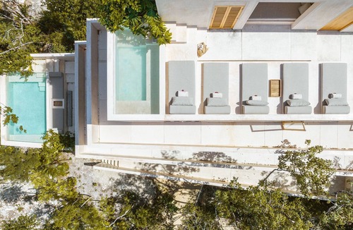 Ek Balam Village Villa | Candela Uno: Spacious 4-bedroom villa with WiFi, AC in charming Tulum