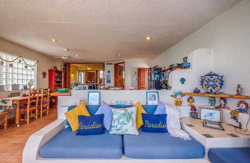 Akumal Condo | Caribbean charm with great ocean view, AC, WiFi and daily maid service!