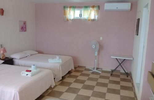 Colonia Salina Chica House | Caribean Jireh 3