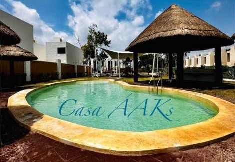 Puerto Juarez House | Casa ÁAKs