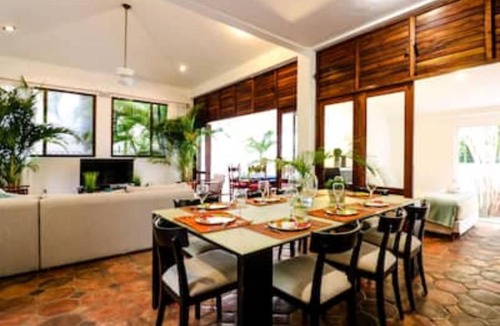 Playacar Fase I House | Casa 7 hab, 9 camas y a 2 cuadras de la Playa !!!