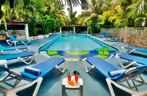 Playa del Carmen Condo | Casa Anatolia Just steps From Coco Beach and 5th Avenue