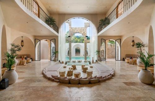 Tulum Villa | Casa Arka - Palacial Sanctuary for group retreats