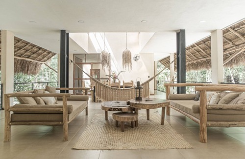 Francisco Uh May Cottage | Casa Auto Sustentable en la Selva. 50 Mbps Wifi
