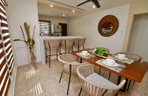 Colonia Adolfo Lopez Mateos House | Casa Belcher