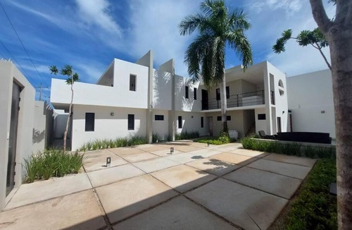 Colonia Adolfo Lopez Mateos Apartment | Casa Belcher (Ray's)