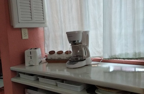 Cancun House | Casa Bikini - WiFi - Kitchen - TV - Park Supermarket Restaurants Nearby