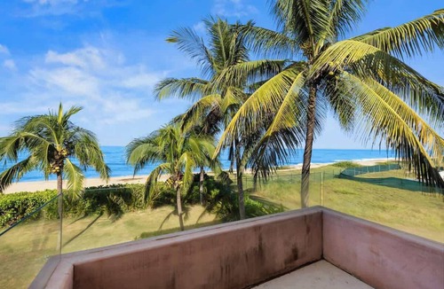 San Francisco House | Casa Carlota: Beachfront, Pool, Chef, Sleeps 10