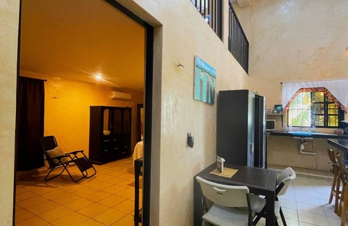 Rio Lagartos House | Casa Chukum: private, family and pet friendly 2-story house