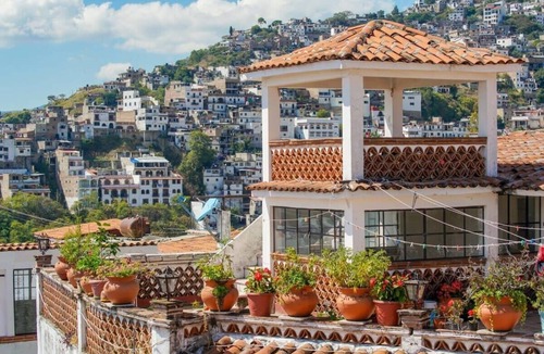 Taxco House | Casa colonial con gran vista | Ubicación perfecta
