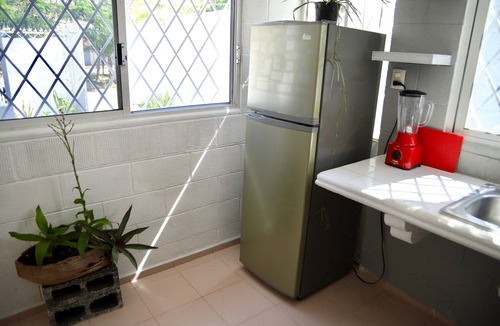 Tohoku House | Casa Corazon - Cozy 2 bedroom house downtown, 5 min from the beach!.