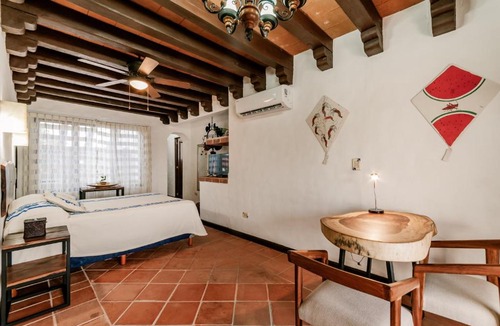 Downtown Cancun House | Casa Granada 24