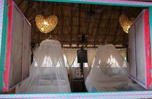 Rio Lagartos Hotel | Casa Jade Ecobungalows Las coloradas