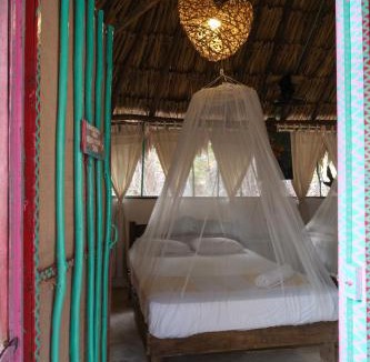 Rio Lagartos Hotel | Casa Jade Ecobungalows Las coloradas