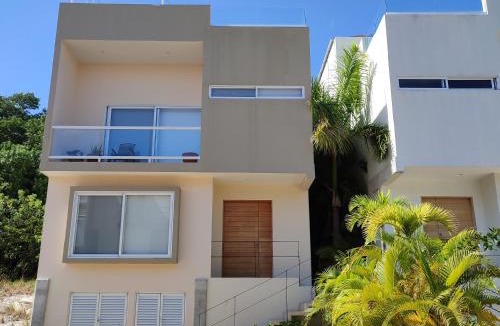 Puerto Morelos House | Casa Joya - Luxury 3 Bed 4 Bath Home with View - Puntarena