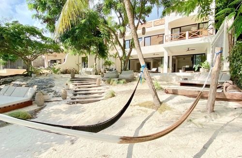 Isla Mujeres House | Casa Lola 7BR Stunning Luxury Beachfront