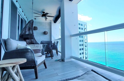 Zona Hotelera Norte Condo | Casa Luxe in Peninsula Grand Condominiums