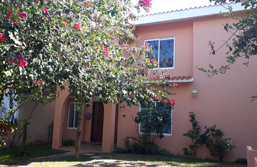 Puerto Aventuras House | Casa Montemayor is a beautiful house between Playa del Carmen and Tulum.