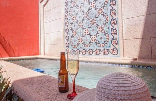 Barrio de Santiago House | Casa Nuevo Vida eclectic style in Merida Centro