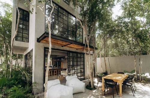 La Veleta Apartment | Casa Pala La Veleta Jungle Home