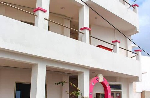 Colonia Meteorologico House | Casa Perla 5 bedroom to sleep 12 in Isla Mujeres