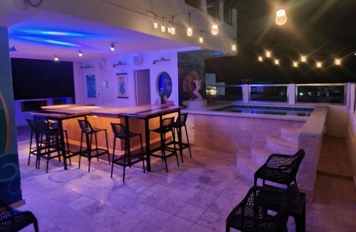 Centro - Supmza 001 House | Casa Sirena Summary: