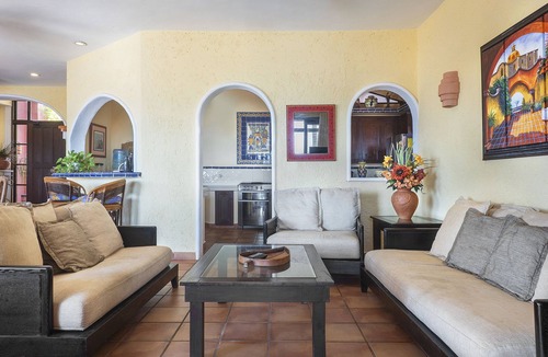 Puerto Morelos Villa | Casa South Breeze beachfront Villa located in the heart of Puerto Morelos