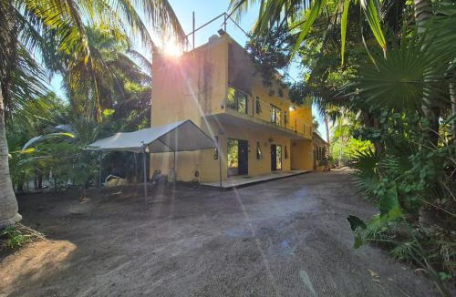 El Cuyo Apartment | Casa Tio 1,quiet ground floor apartment