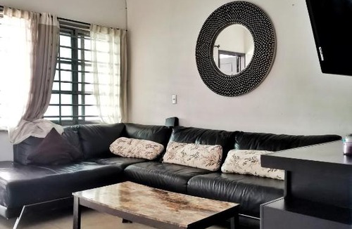 Chetumal House | Casa Tunich, con 2 habitaciones, 2 baños y cochera