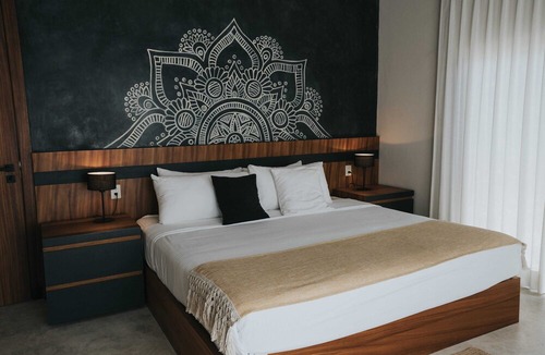 La Veleta Apartment | Casai | Secluded stay with a private garden inside eco-chic community