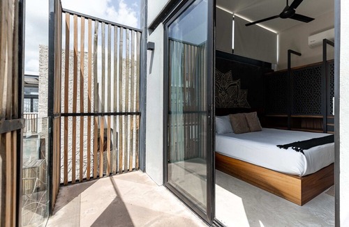 La Veleta Apartment | Casai | Toh Penthouse with private pool located in La Veleta