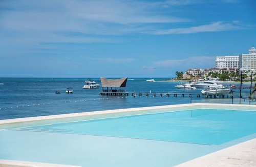 Punta Cancun Villa | CasaZul - 9BR Luxury Beachfront Villa